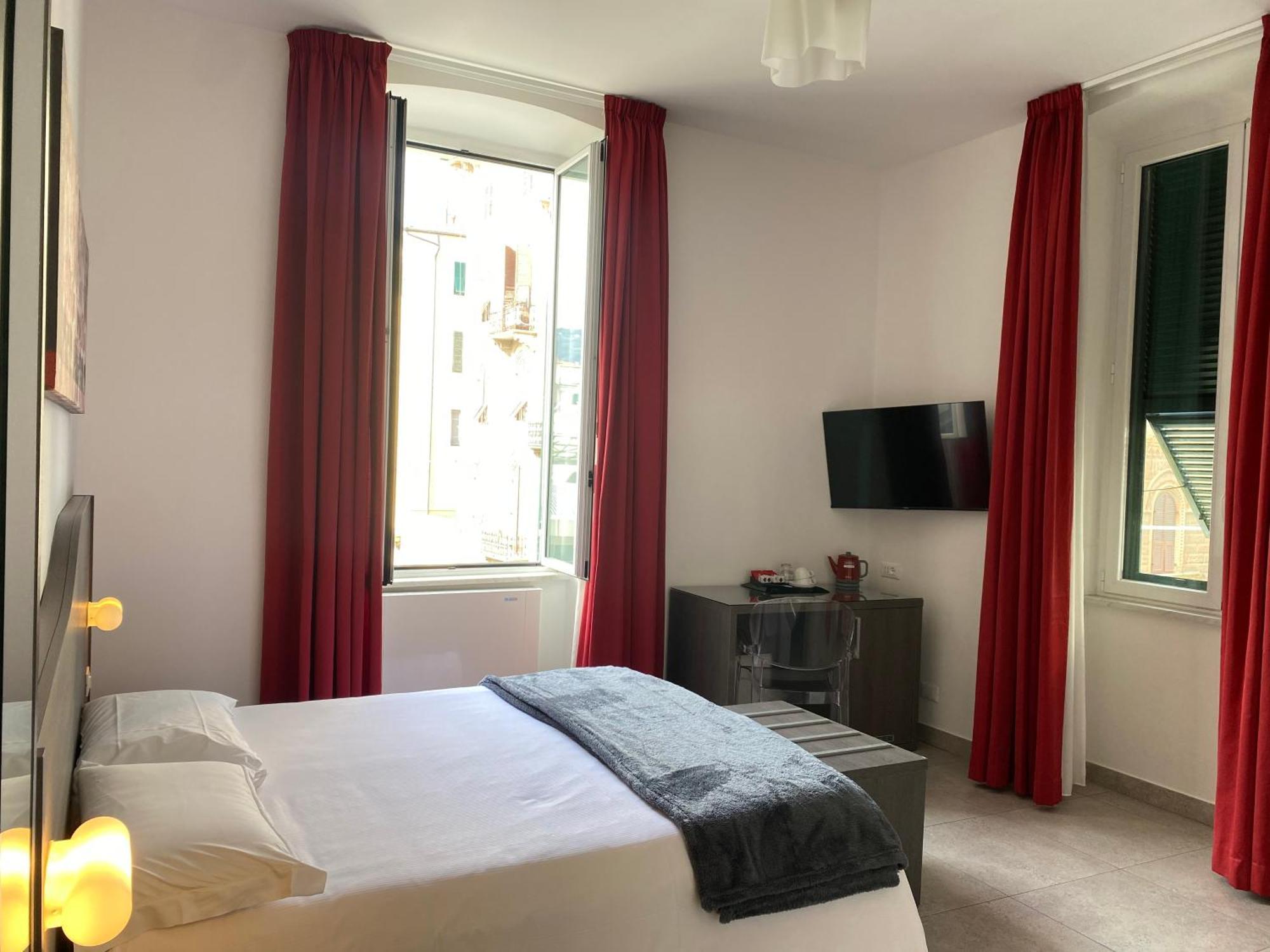 54 Rosselli Rooms La Spezia Extérieur photo